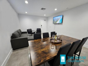 645 Airport Top House Apartments